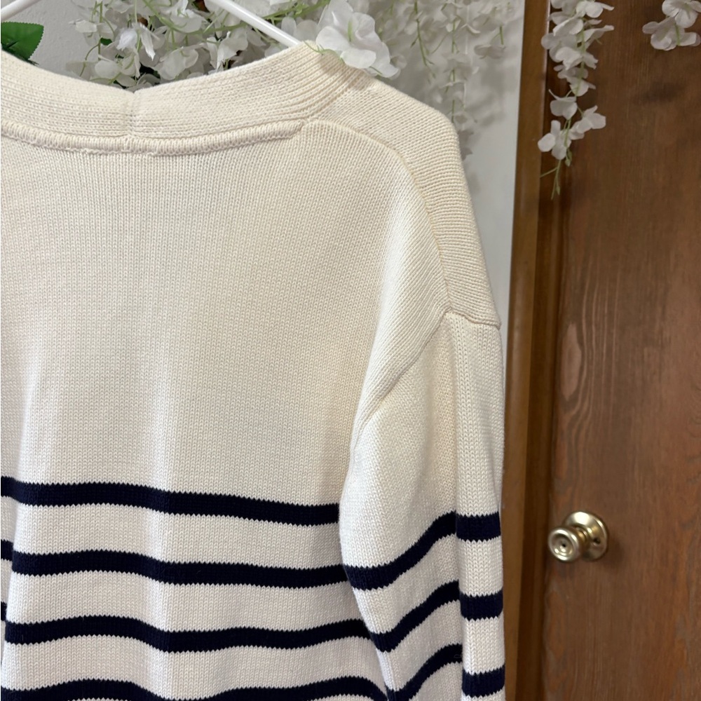 GAP Navy and Cream Button-Up Cardigan - Picture 6 of 9